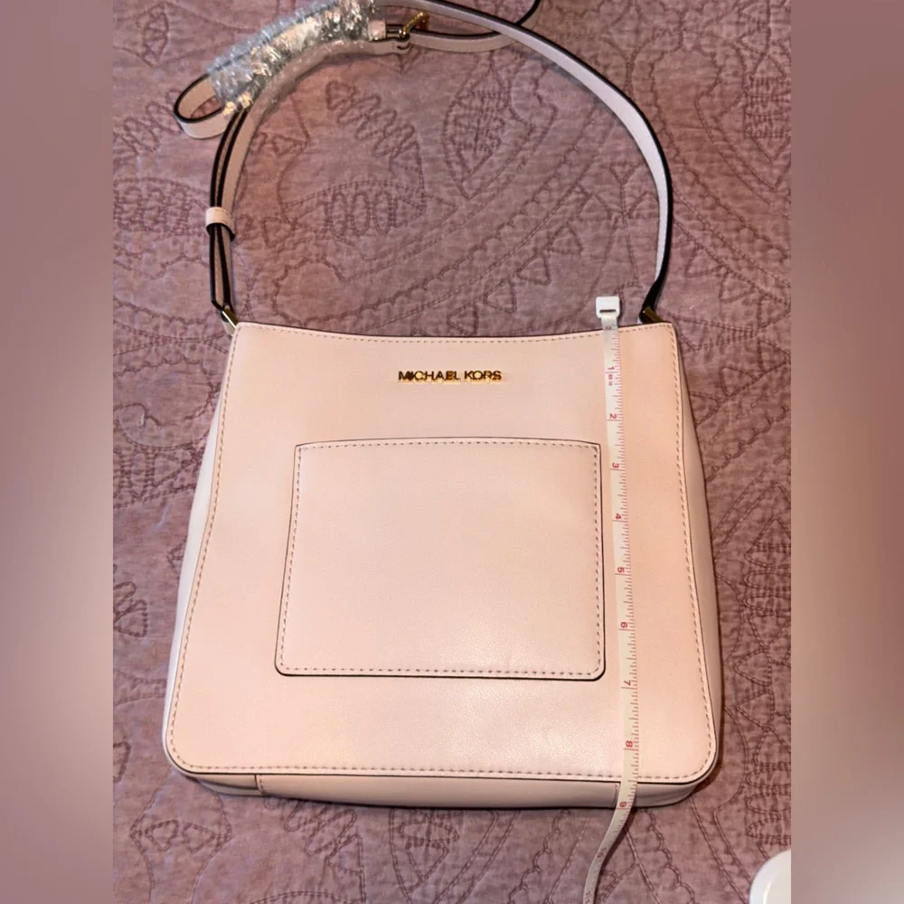 Michael Kors Blush Gloria Crossbody Bag - Picture 14 of 16